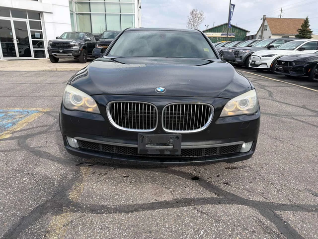 BMW 750 * ГЛАВНО ПРЕДСТАВИТЕЛСТВО* - автомобили, коли, обяви за нови и употребявани 0