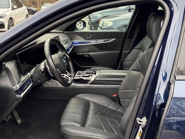 BMW 750 * 750e xDrive * ПРЕДСТАВИТЕЛСТВО * ДИСТРОНИК * 360 - автомобили, коли, обяви за нови и употребявани 12