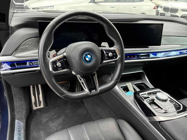 BMW 750 * 750e xDrive * ПРЕДСТАВИТЕЛСТВО * ДИСТРОНИК * 360 - автомобили, коли, обяви за нови и употребявани 13
