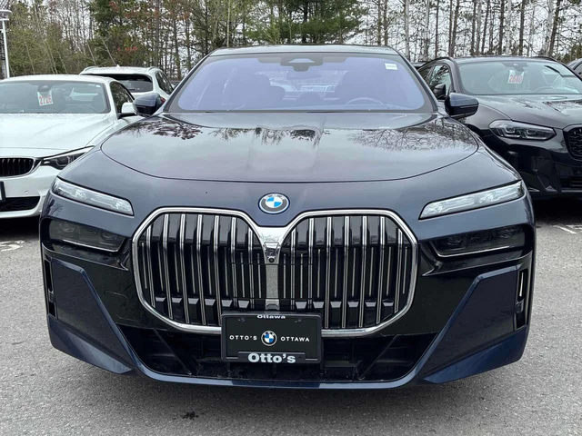 BMW 750 * 750e xDrive * ПРЕДСТАВИТЕЛСТВО * ДИСТРОНИК * 360 - автомобили, коли, обяви за нови и употребявани 5