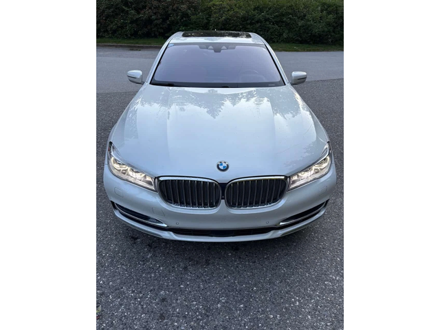 BMW 750 LONG * BOWERS&WILKINS* МАСАЖИ* ДИСТРОНИК* ОБДУХВАН - автомобили, коли, обяви за нови и употребявани 1