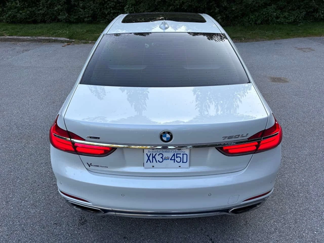 BMW 750 LONG * BOWERS&WILKINS* МАСАЖИ* ДИСТРОНИК* ОБДУХВАН - автомобили, коли, обяви за нови и употребявани 4
