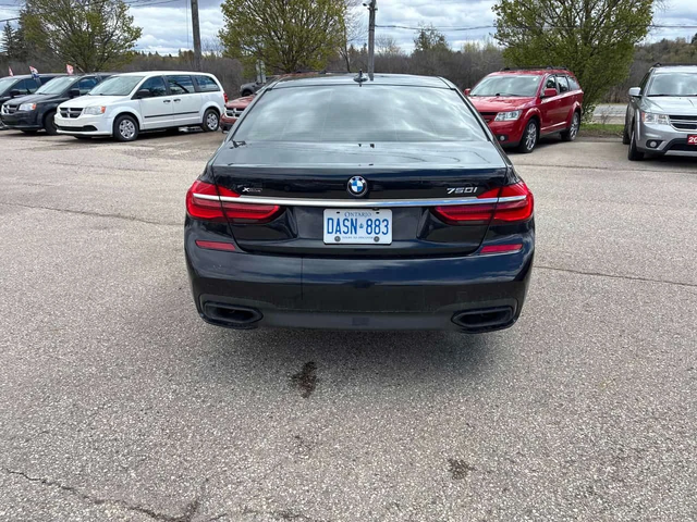 BMW 750 xDrive /360/DISTRONIC/Harman Kardon - автомобили, коли, обяви за нови и употребявани 3