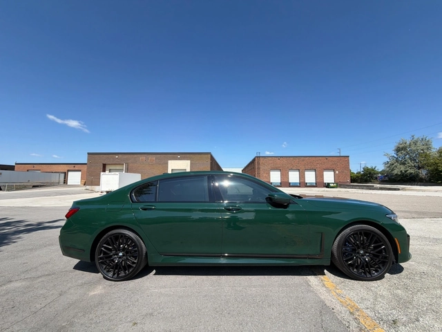 BMW 750 Li* M-SPORT* МАСАЖИ* ПАНО* HARMAN KARDON* 360* FUL - автомобили, коли, обяви за нови и употребявани 2