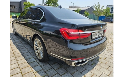 BMW 750 Li xDrive* FULL* DISTRONIC* МАСАЖ* BOWERS* 360* TV - автомобили, коли, обяви за нови и употребявани 6