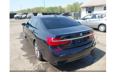 bmw-750 - 3