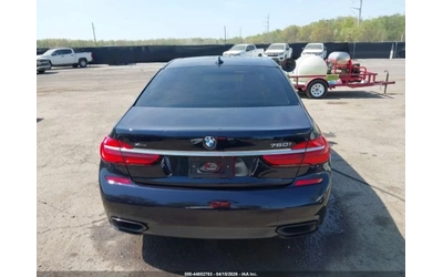 bmw-750 - 5