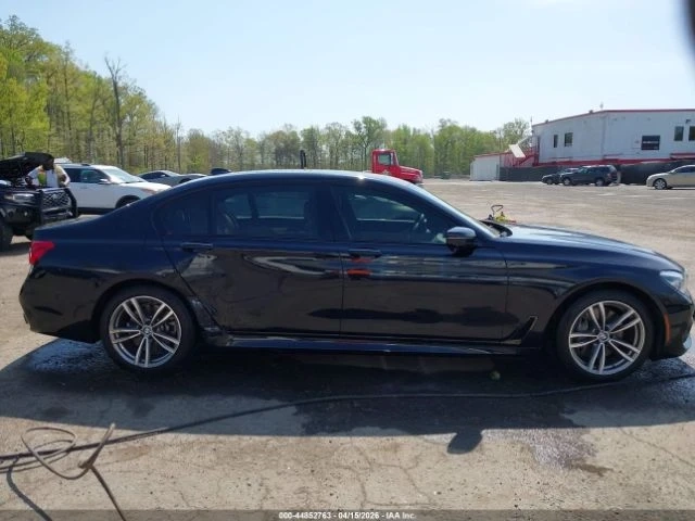 BMW 750 XDRIVE* M-PACK* ПОДГРЕВ* ОБДУХ* HARMAN* HUD* - автомобили, коли, обяви за нови и употребявани 7
