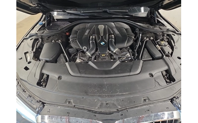 BMW 750 AWD* 93 000 KM * FULL EXTRAS - автомобили, коли, обяви за нови и употребявани 11