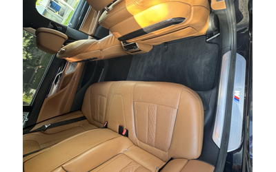 BMW 750 Carbon core M SPORT FUKK - автомобили, коли, обяви за нови и употребявани 11