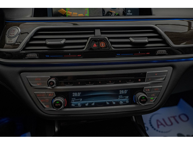 BMW 750 d/xDrive/Камера 360/RSE/HuD/Обдухване/Laser/Ambient/ - автомобили, коли, обяви за нови и употребявани 12