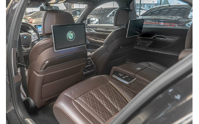 BMW 750 ХLD/RSE/HuD/Bower&Wilkins/Exclusive/СМЕНЕНИ ВЕРИГИ - автомобили, коли, обяви за нови и употребявани 8