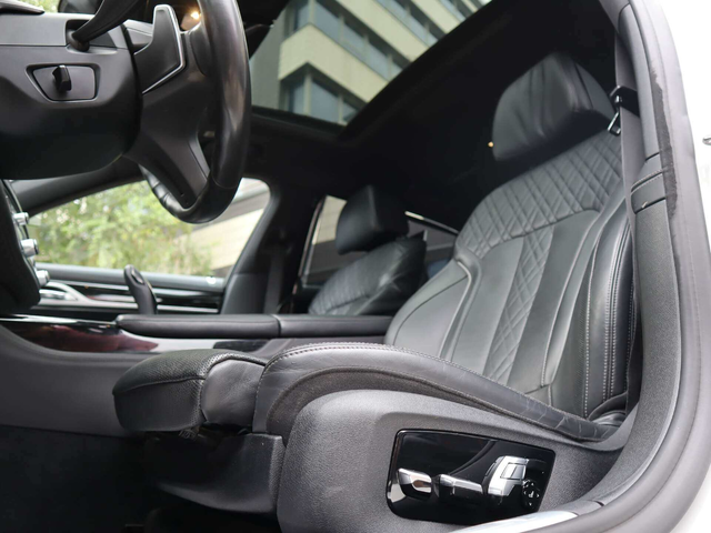 BMW 750 Long/xDrive/Individual/Harman Kardon/Обдухване/RSE - автомобили, коли, обяви за нови и употребявани 7