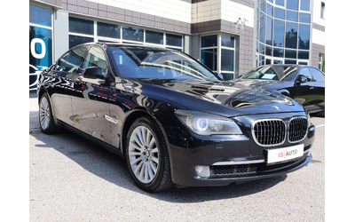 bmw-750-xdrive-hud-obduhvane-pdc-shibedah-lane-assist - 1