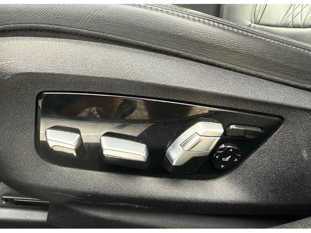 BMW 750d 750d xDrive М-Sport - автомобили, коли, обяви за нови и употребявани 6