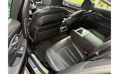 BMW 750d 750d xDrive М-Sport - автомобили, коли, обяви за нови и употребявани 9