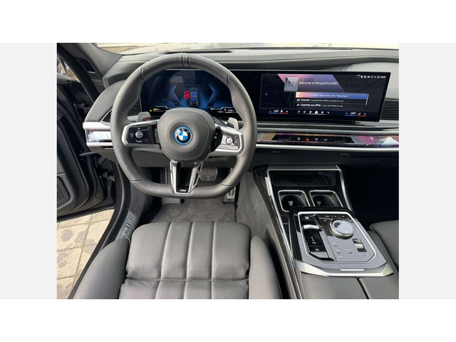 BMW 750e xDrive Sedan - автомобили, коли, обяви за нови и употребявани 12