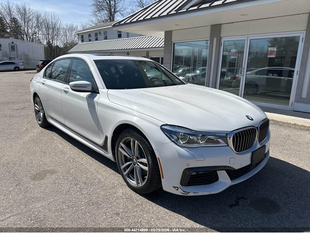 BMW 750I 4.4L V-8 DI, DOHC, VVT, TURBO, 445HP All Wheel Drive - автомобили, коли, обяви за нови и употребявани 0