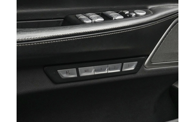 BMW 750i 750i xDrive M-Sport - автомобили, коли, обяви за нови и употребявани 6