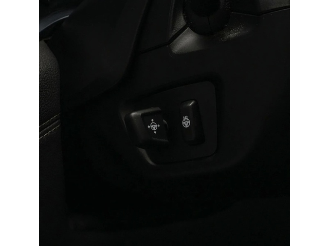 BMW 750i 750i xDrive M-Sport - автомобили, коли, обяви за нови и употребявани 7