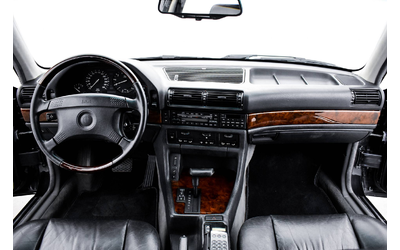 BMW 750iL Highline - автомобили, коли, обяви за нови и употребявани 27