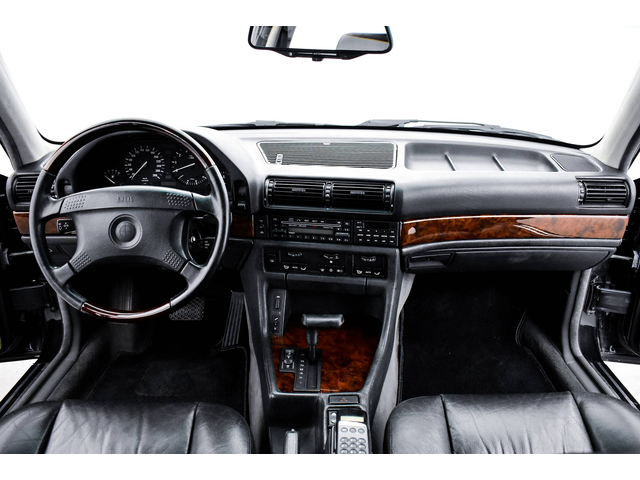BMW 750iL Highline - автомобили, коли, обяви за нови и употребявани 27
