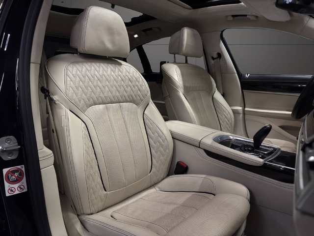 BMW 750Li xDrive - автомобили, коли, обяви за нови и употребявани 14