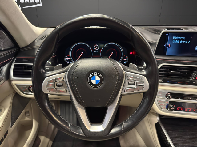 BMW 750Li xDrive - автомобили, коли, обяви за нови и употребявани 29