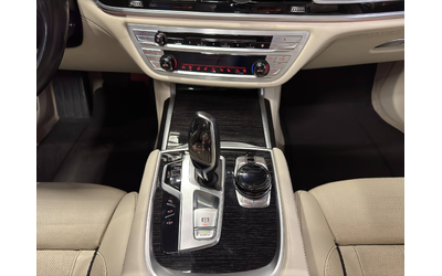 BMW 750Li xDrive - автомобили, коли, обяви за нови и употребявани 30
