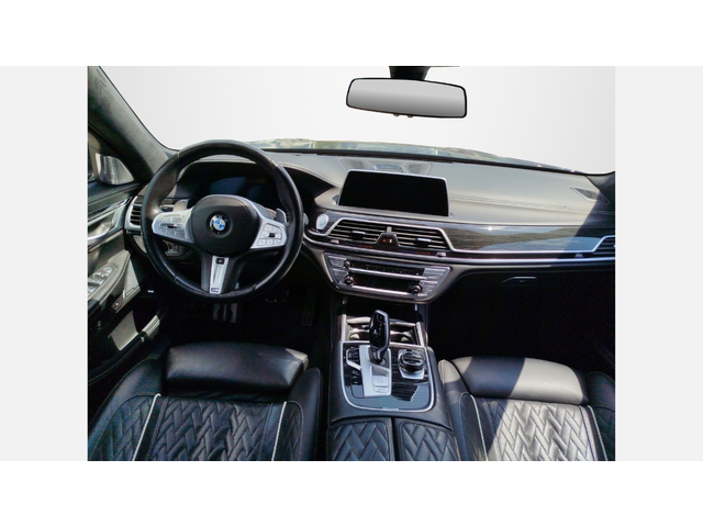 BMW 750Li xDrive Sedan - автомобили, коли, обяви за нови и употребявани 6