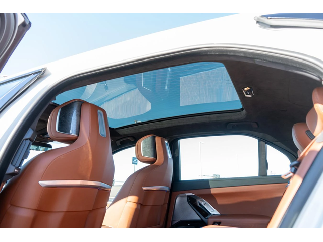 BMW 760 Swarovski* Mineral White Metallic - автомобили, коли, обяви за нови и употребявани 10