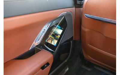 BMW 760 Swarovski* Mineral White Metallic - автомобили, коли, обяви за нови и употребявани 12