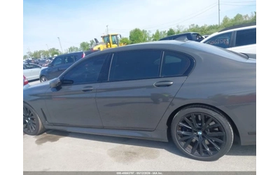 BMW 760 М760Li XDRIVE| B&W DIAMOND| DISTRONIC| ПАНО| ОБДУХ - автомобили, коли, обяви за нови и употребявани 14