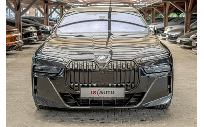 bmw-760i-4-4i-v8-m-sport-individual-kamera-360-obduhvane-hud - 0