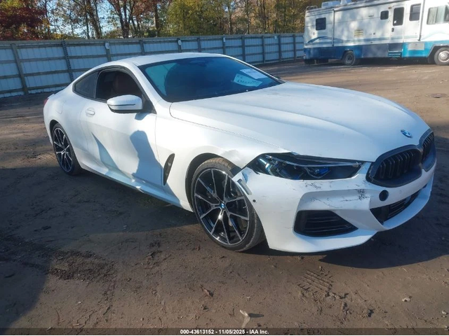 BMW 840 I / XDRIVE - автомобили, коли, обяви за нови и употребявани 0