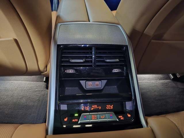 BMW 840 XDRIVE| GRAN COUPE| 360| ПОДГРЕВ| ОБДУХ| ПАНО| HUD - автомобили, коли, обяви за нови и употребявани 7