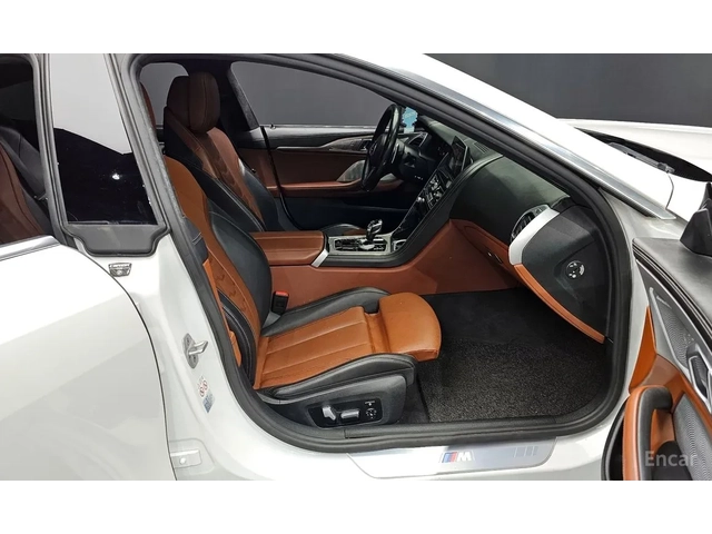 BMW 840 xDrive / B&W / 360 / TARTUFO BLACK / HUD / ОБДУХ - автомобили, коли, обяви за нови и употребявани 12