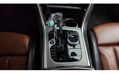 BMW 840 d xDrive M Sport - автомобили, коли, обяви за нови и употребявани 8