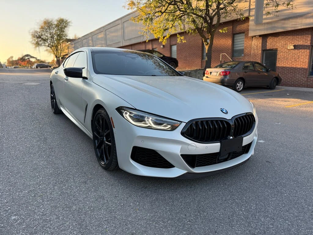 BMW 850 XDRIVE * SWAROVSKI * 360 * LASER * ПОДГРЕВ * PANO - автомобили, коли, обяви за нови и употребявани 1