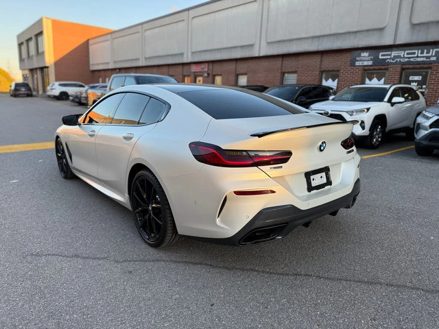 BMW 850 XDRIVE * SWAROVSKI * 360 * LASER * ПОДГРЕВ * PANO - автомобили, коли, обяви за нови и употребявани 4