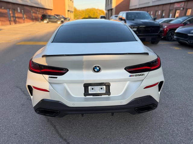 BMW 850 XDRIVE * SWAROVSKI * 360 * LASER * ПОДГРЕВ * PANO - автомобили, коли, обяви за нови и употребявани 5