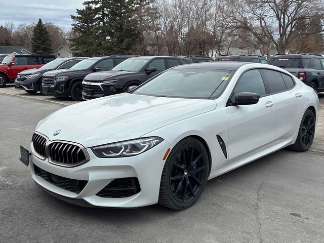 BMW 850 xDrive/ОБДУХВАНЕ/ПАНОРАМА/ДИСТРОНИК/360 - автомобили, коли, обяви за нови и употребявани 0
