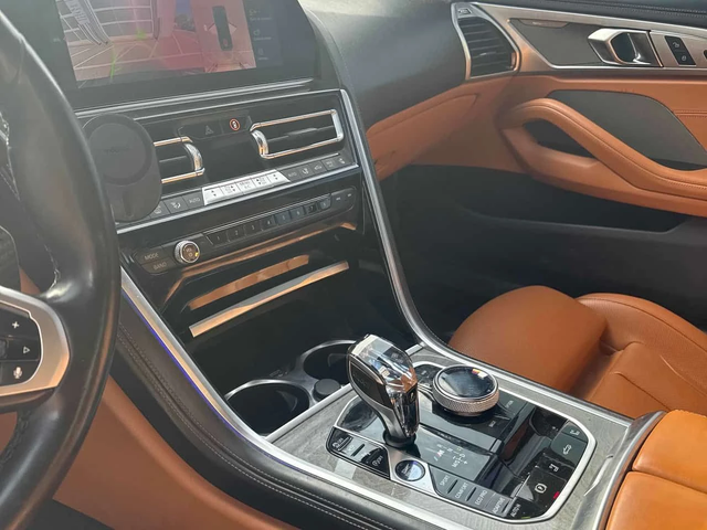 BMW 850 DISTRONIC| SOFT-CLOSE| KEYLESS| HEAD-UP| 360 - автомобили, коли, обяви за нови и употребявани 8