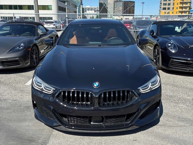 BMW 850 M850i xDrive / CARFAX - автомобили, коли, обяви за нови и употребявани 1