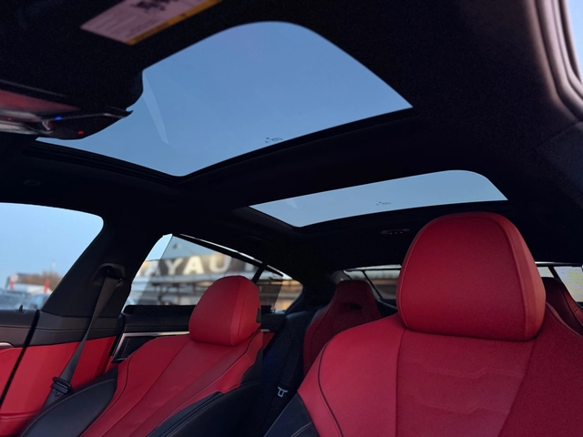 BMW 850 i= xDrive= M-pack= Facelift= Panorama= Soft Close= - автомобили, коли, обяви за нови и употребявани 13