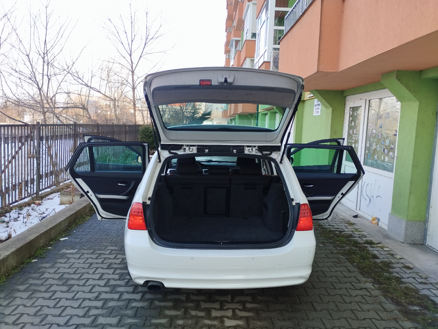 BMW E91 - автомобили, коли, обяви за нови и употребявани 9