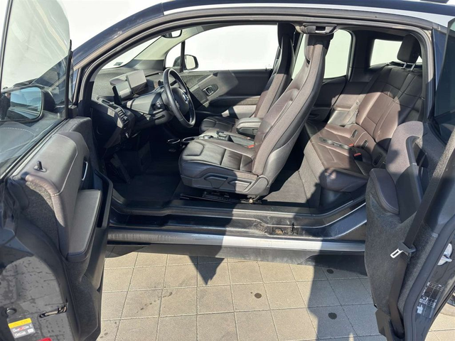 BMW i3 120Ah - автомобили, коли, обяви за нови и употребявани 7