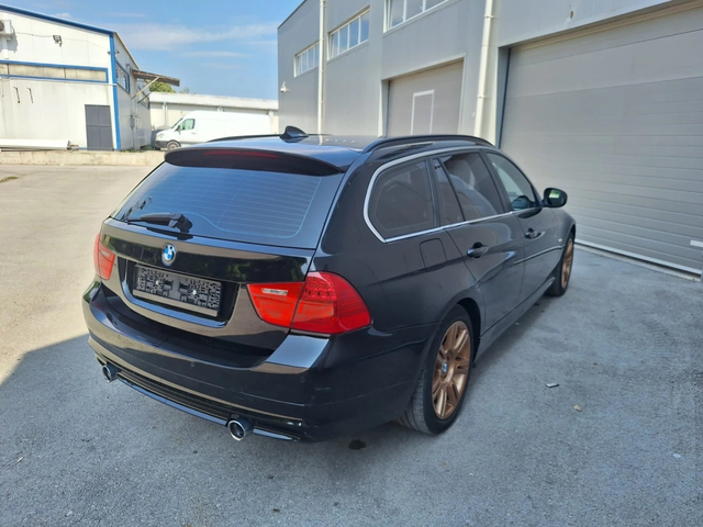 BMW i3 335д - автомобили, коли, обяви за нови и употребявани 4