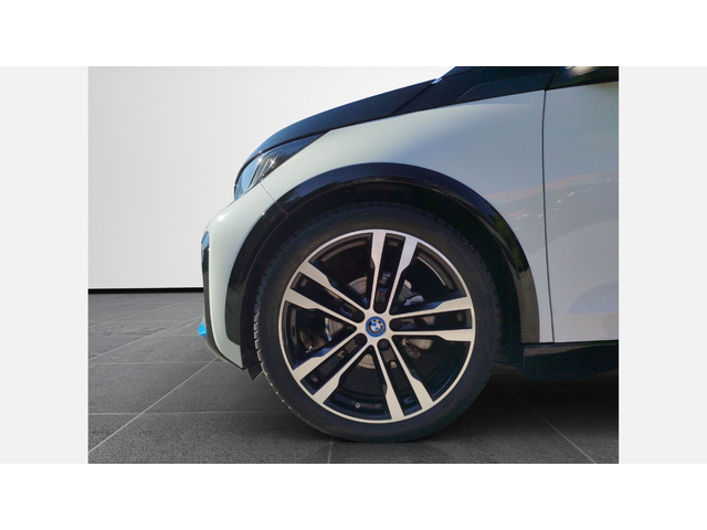BMW i3s 120Ah - автомобили, коли, обяви за нови и употребявани 4