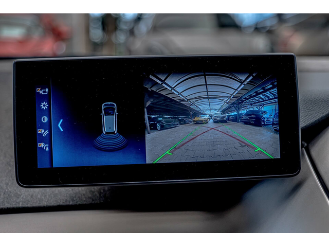 BMW I3s  S/120аh/Камера/Подгрев/Lane Assist/Свободен достъп/ - автомобили, коли, обяви за нови и употребявани 8